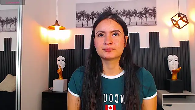 rosaleia  online show from April 2026 09:39:33 PM