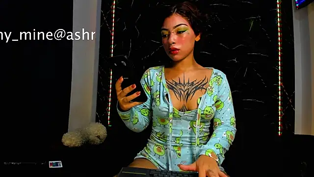 Ashnikko    online show from June 2026 01:54:01 AM