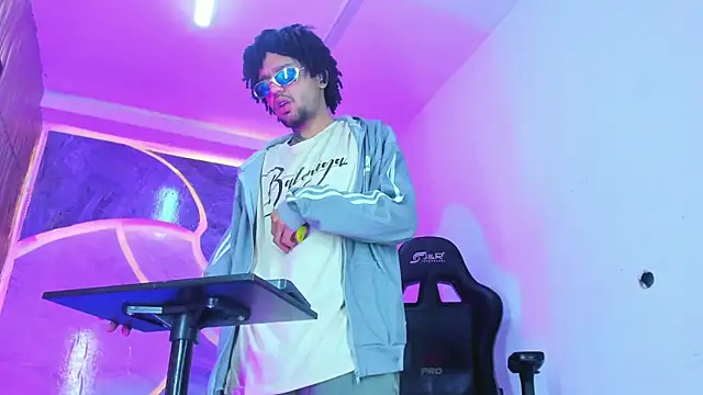 Josh Hot Sex online show from April 2026 11:58:01 AM