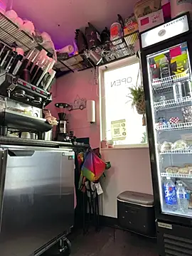 juicybootyquinn online show from June 2026 11:54:02 PM