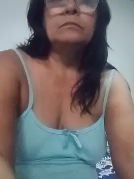 Snapshot of PienCanela chatting on May 2026 10:45:02 AM PienCanela online show from May 2026 10:45:02 AM