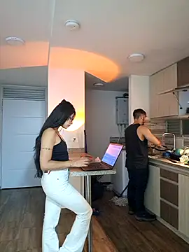 SantoroRosse online show from April 2026 02:14:01 AM