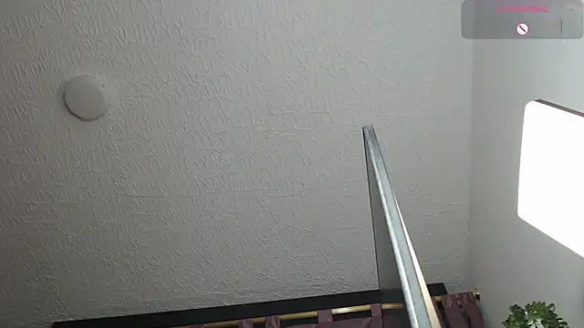 Snapshot of sherlytattos chatting on June 2026 06:52:02 AM sherlytattos online show from June 2026 06:52:02 AM