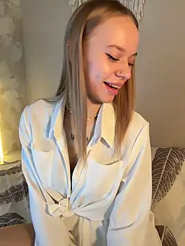 leyaaftermidnight online show from April 2026 09:12:02 AM