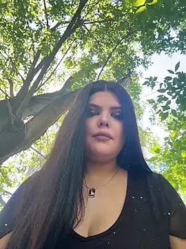 Snapshot of AmeliaBronze chatting on June 2026 03:07:01 AM AmeliaBronze online show from June 2026 03:07:01 AM