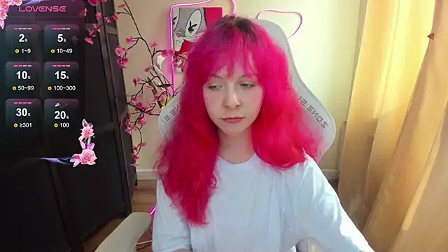 InfernoKitten online show from April 2026 01:42:02 AM