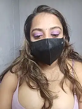 Suger Lips 99 online show from July 2026 02:42:02 PM
