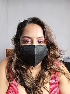 Suger Lips 99 online show from July 2026 04:56:01 PM
