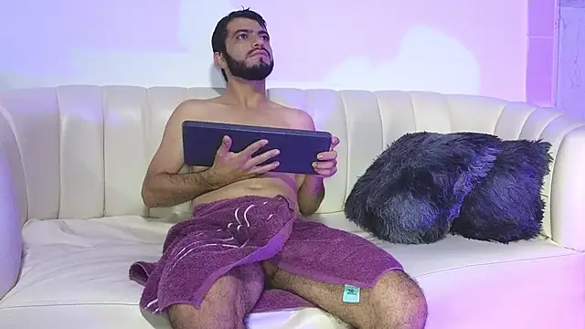 EmmanuelVoss online show from April 2026 07:58:01 PM