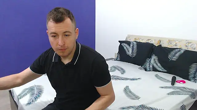 ExoticcXCouple online show from April 2026 05:22:01 AM