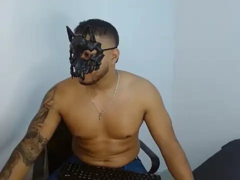 Joshuadanielss online show from April 2026 12:25:02 AM