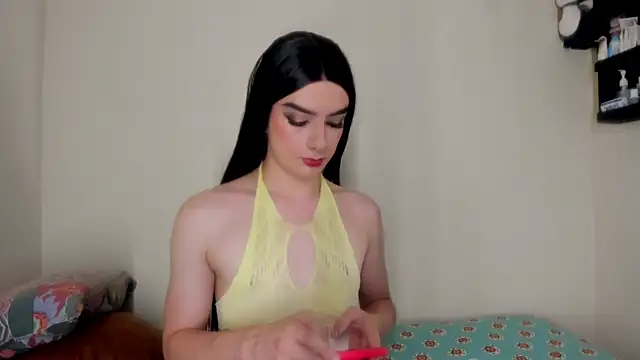 MelanyCollins  online show from April 2026 12:37:02 AM
