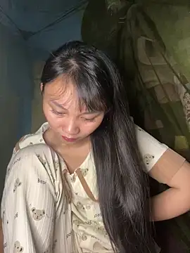 Kim Kelly online show from April 2026 04:23:01 PM