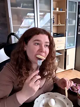 AmeliFoxi online show from April 2026 09:05:01 AM