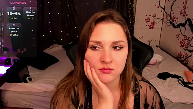 Lucky Maky online show from April 2026 07:58:01 PM