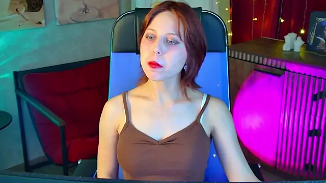 VivienneHebert online show from May 2026 06:55:02 AM