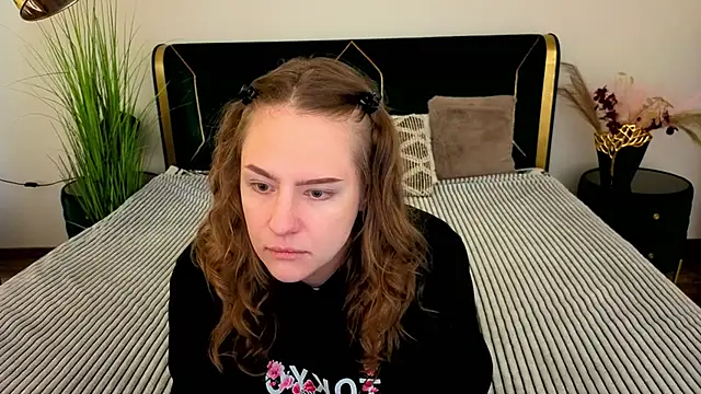 ToxikDoll online show from April 2026 05:51:02 AM