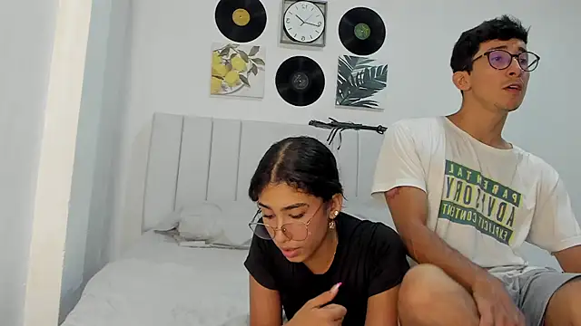 Snapshot of alanandtifany chatting on July 2026 06:46:02 PM alanandtifany online show from July 2026 06:46:02 PM