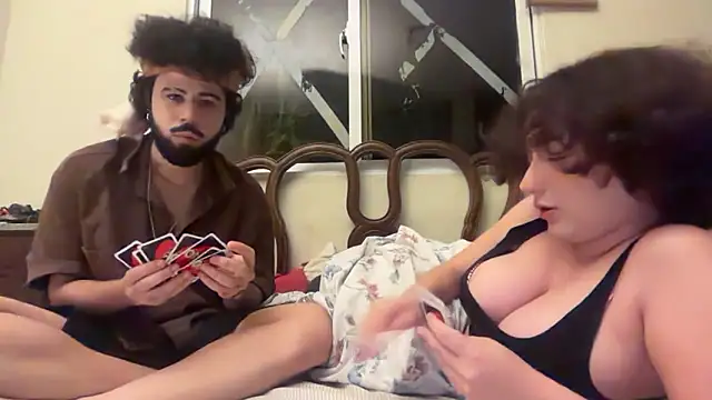 sarah2139 online show from April 2026 06:35:02 AM