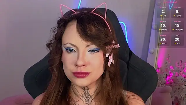 EricaMoonn online show from April 2026 10:14:02 AM