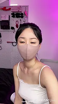 Snapshot of gumi_0418 chatting on May 2026 10:59:02 PM gumi 0418 online show from May 2026 10:59:02 PM