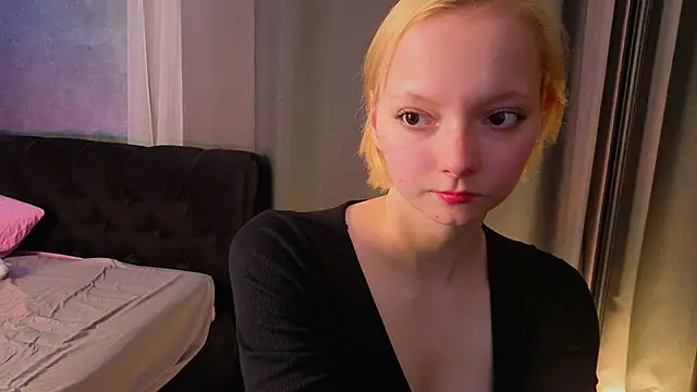 sweet lynx online show from April 2026 04:10:02 PM