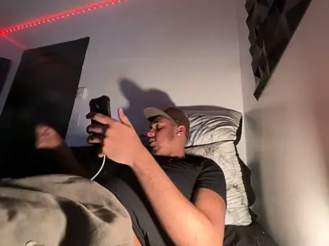 Dominicanboy06 online show from April 2026 06:15:01 PM