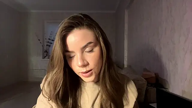 LeishaRocher online show from April 2026 05:50:02 PM