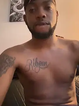 Snapshot of blackdiesel0 chatting on April 2026 01:35:01 PM blackdiesel0 online show from April 2026 01:35:01 PM