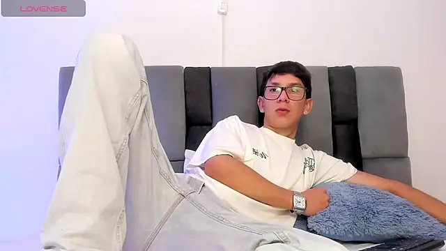 Adrien silex online show from April 2026 04:58:02 PM