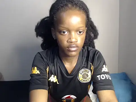 SexyNdonie online show from April 2026 05:45:02 PM