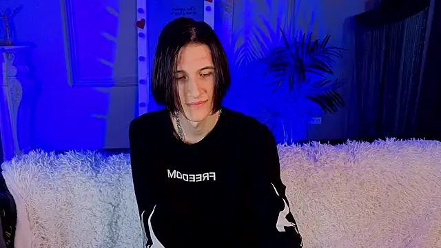 Klaude Jam online show from April 2026 08:48:01 PM