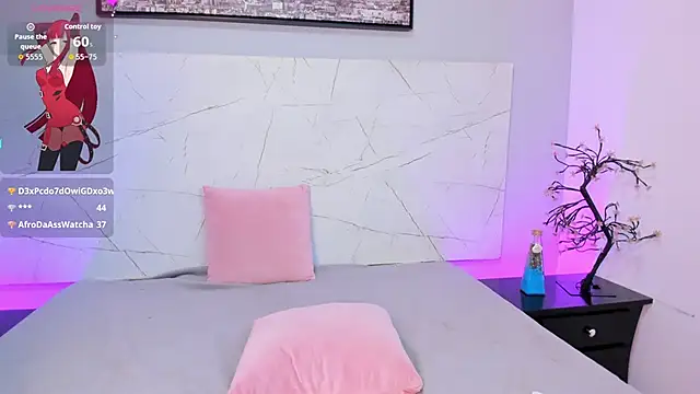 ALISSA SMITH  online show from May 2026 01:52:02 PM