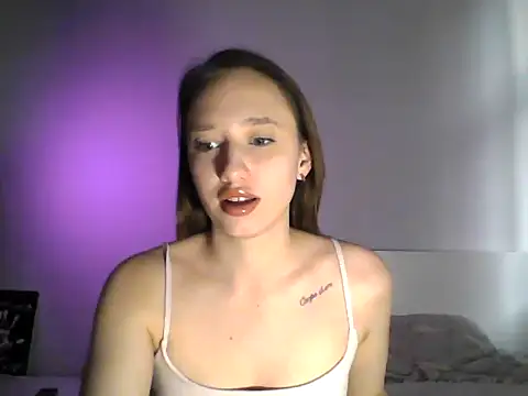 DarkMirel online show from April 2026 04:54:01 PM