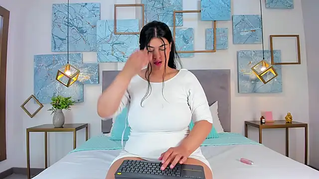 alexia summer online show from May 2026 01:16:01 PM