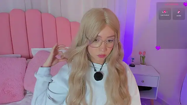 sweett fire online show from May 2026 06:16:02 PM