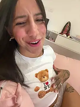 NicolleCooper online show from April 2026 02:26:02 AM