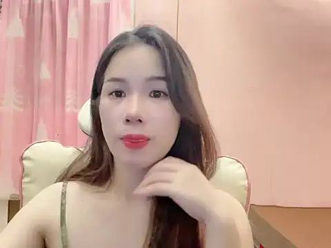 Snapshot of Luna3579 chatting on July 2026 04:23:02 PM Luna3579 online show from July 2026 04:23:02 PM
