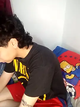 LatinHeatX22 online show from April 2026 05:12:02 PM