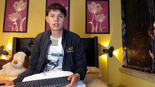 luckk  online show from April 2026 07:03:02 AM