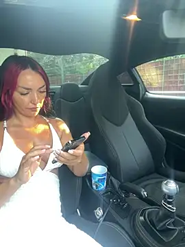Snapshot of MeganFoxiyyy chatting on July 2026 04:05:01 AM MeganFoxiyyy online show from July 2026 04:05:01 AM