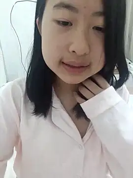 leexmm online show from April 2026 11:13:02 AM