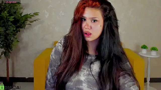 nicolewoss online show from April 2026 04:19:01 AM