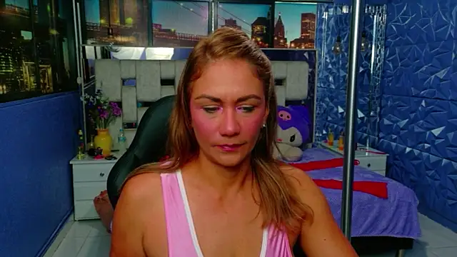 MirandaCeleste online show from April 2026 01:15:01 PM