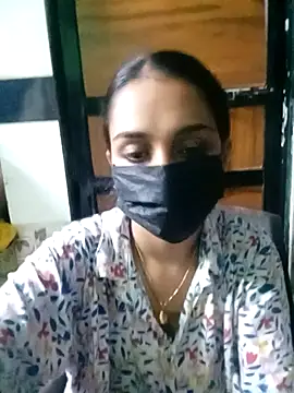 Lusi G online show from April 2026 08:31:02 PM