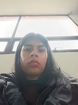 Snapshot of SOFIA-11_ chatting on May 2026 05:43:02 PM SOFIA-11 online show from May 2026 05:43:02 PM
