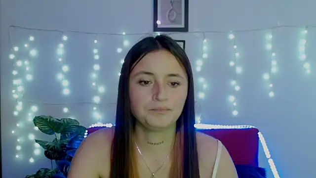 LucyArcy online show from April 2026 08:21:01 PM