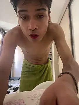 ronald thompson20 online show from April 2026 05:45:02 PM