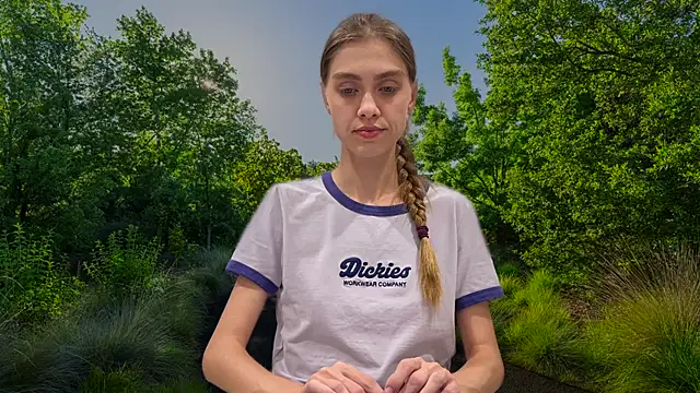 VeraBlanc online show from April 2026 03:59:01 PM