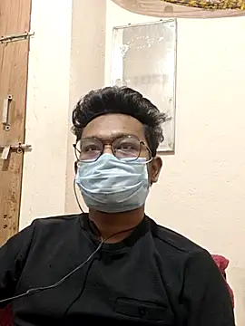 hot boy995 online show from April 2026 06:10:01 PM